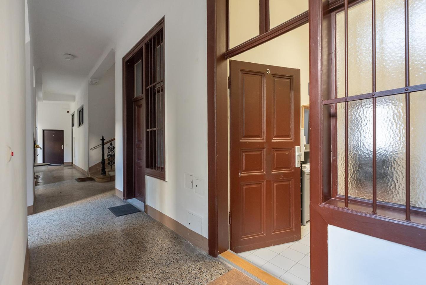 Ruhig Und Zentral Am Brunnenmarkt, Nur 15 Minuten Ins Zentrum Apartment *