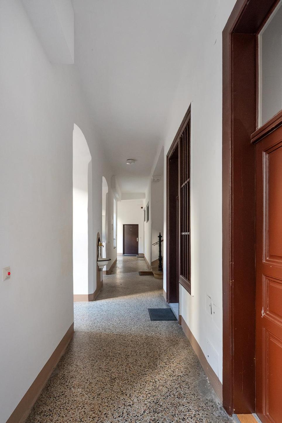 Apartment Ruhig Und Zentral Am Brunnenmarkt, Nur 15 Minuten Ins Zentrum