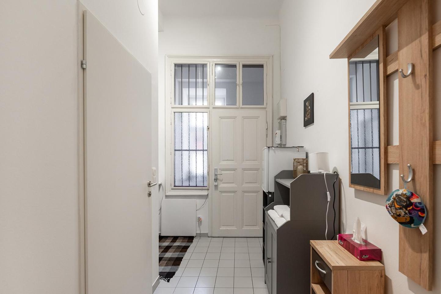 Ruhig Und Zentral Am Brunnenmarkt, Nur 15 Minuten Ins Zentrum Apartment *